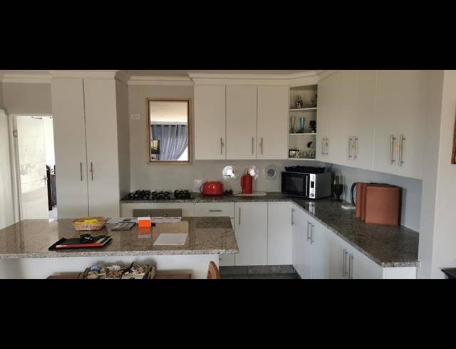 3 BEDROOM HOUSE FOR SALE IN SEEMEEU PARK